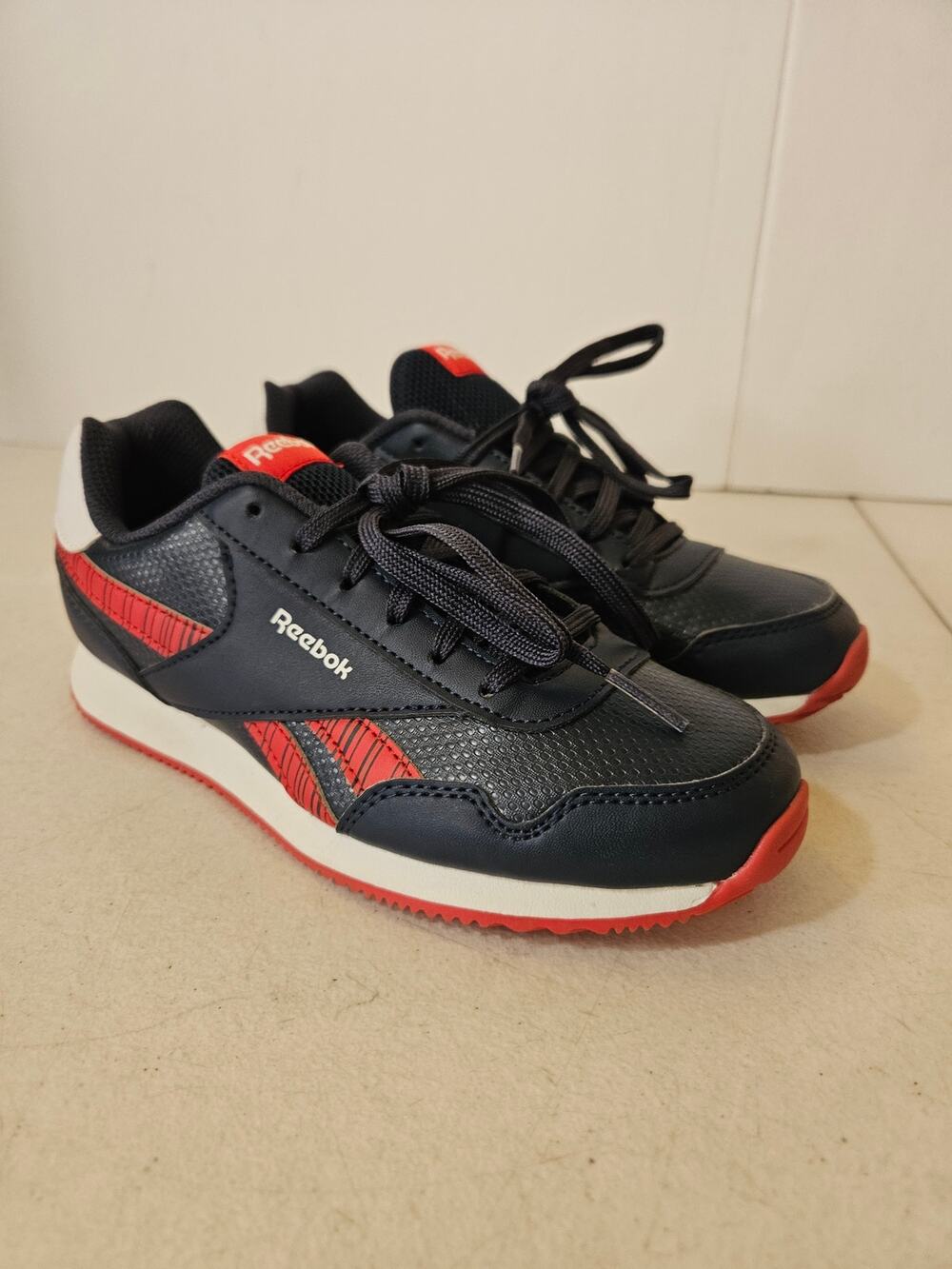 Reebok Boys Royal Classic Jogger Sneaker Shoes in Red White & Blue Size 2